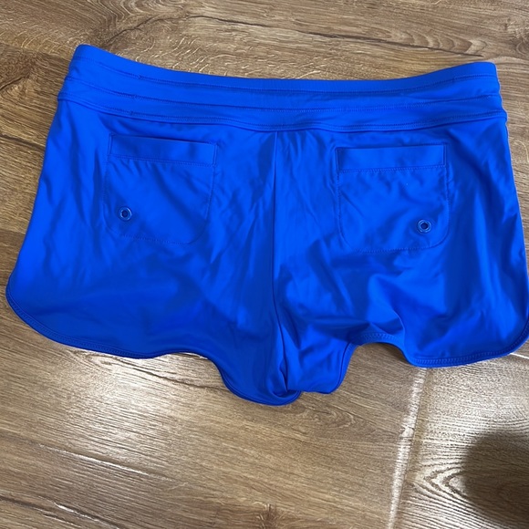 Athleta Swim Short in Blue Size Medium - Picture 2 of 4